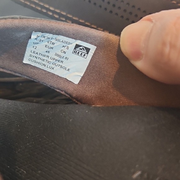 Reef Brown & Black Leather Flip Flops Size 12 Mens Cushion Beach Summer Classic - Picture 3 of 5